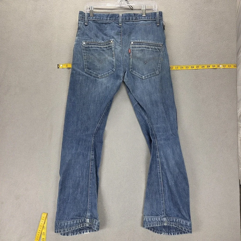 Vintage Levis Engineered Jeans Mens Blue Twisted Zip Fly Medium Wash Fits 31x30